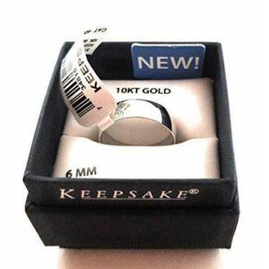 Wedding Band 10K White Gold Plain Domed 6MM Size 9